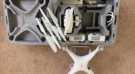 Used
													DJI Phantom 4, photo 4 of 18