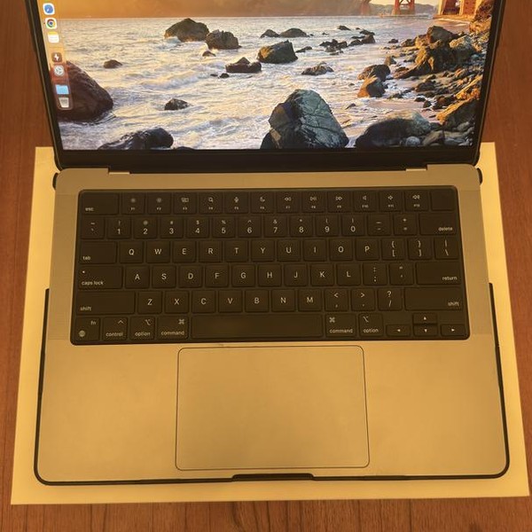 MacBook Pro 2021 - 14 inch - 512 GB, Gray, 16 GB, Apple M1 Pro 8-core