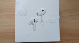 Used
													Apple AirPods Pro 2 - Lightning, photo 3 of 12