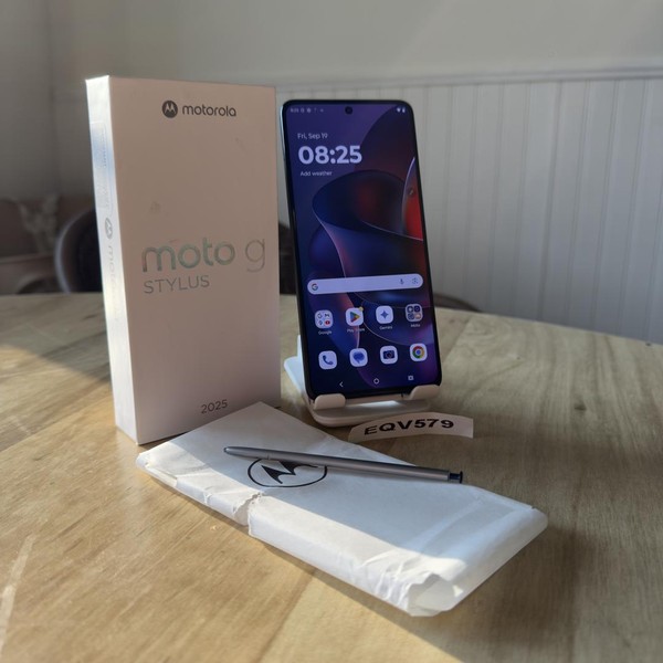 Moto G Stylus 5G (2025) - Metro by T-Mobile, 128 GB, Surf the Web, 8 GB