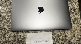 Good
													MacBook Pro 2017 (No Touch Bar) - 13" - I5, Gray, 256 GB, 8 GB, photo 2 of 10
