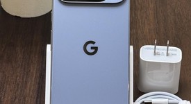Mint
													Google Pixel 10 Pro XL - Unlocked, Moonstone, 1 TB, GUL82, photo 3 of 7