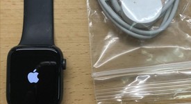 Mint
													Apple Watch SE 1st Gen 44mm - Gray, A2352 - GPS, Aluminum, photo 4 of 5