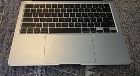 Mint
													MacBook Air 2025 (M4) - 13" - Apple M4, Sky Blue, 256 GB, 16 GB, photo 5 of 10