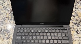 Good
													Dell XPS 13 7390 (2019) - I7, 256 GB, 8 GB, FHD Non-Touch, photo 5 of 6
