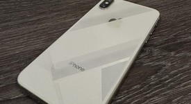 Good
													Apple iPhone X - Unlocked, Silver, 64 GB, A1865, photo 2 of 11