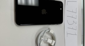 Mint
													Apple iPhone SE 3rd Gen 2022 - Unlocked, Midnight, 64 GB, A2595, photo 2 of 7