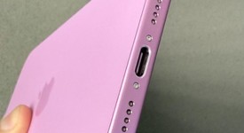 Mint
													Apple iPhone 16 Plus - Unlocked, Pink, 128 GB, A3082, photo 3 of 5