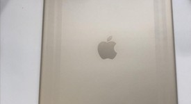 Mint
													Apple iPad Pro 12.9" 2nd Gen 2017 - Unlocked, Gold, 512 GB, photo 1 of 6