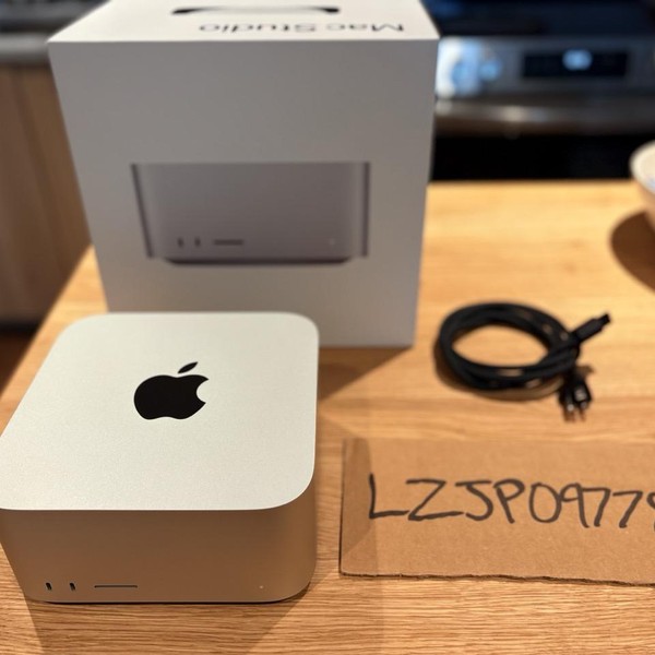 Mac Studio 2025 - 1 TB, 128 GB, Apple M4 Max 16-core