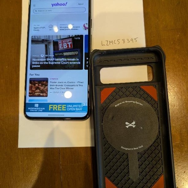 Google Pixel 8 - Verizon, 128 GB, Obsidian, 8 GB, GKWS6, mmWave 5G