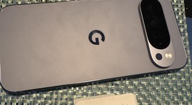 Mint
													Google Pixel 10 Pro XL - Unlocked, Moonstone, 1 TB, GUL82, photo 3 of 5