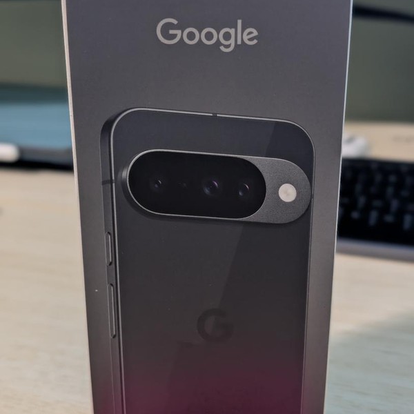 Google Pixel 10 - Unlocked, 128 GB, Obsidian, GLBW0