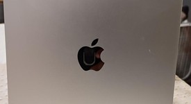 Mint
													Apple iPad Air 5th Gen - Unlocked, Gray, 64 GB, A2589, photo 3 of 4