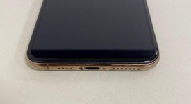 Good
													Apple iPhone 11 Pro Max - Unlocked, Gold, 256 GB, A2161, photo 3 of 5
