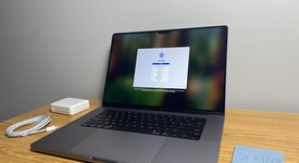 Good
													MacBook Pro 2021 - 16" - Apple M1 Pro 10-core, Gray, 512 GB, 32 GB, photo 1 of 9