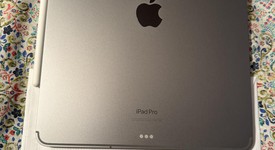 Mint
													Apple iPad Pro 12.9" 6th Gen 2022 - Unlocked, Gray, 256 GB, photo 3 of 7