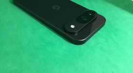 Mint
													Google Pixel 9 - Unlocked, Obsidian, 128 GB, 12 GB, G2YBB, photo 4 of 5