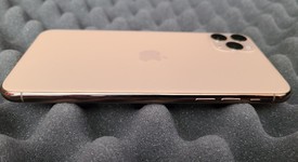 Mint
													Apple iPhone 11 Pro Max - Unlocked, Gold, 256 GB, A2161, photo 5 of 6