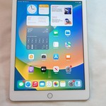 Good Apple iPad 5th Gen - Wi-Fi, Silver, 32 GB, A1822