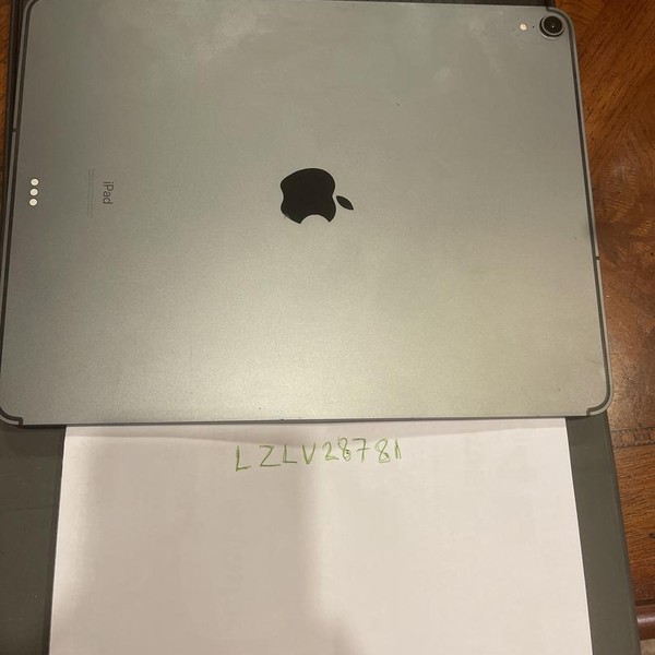 Apple iPad Pro 12.9 inch 3rd Gen 2018 - Unlocked, 256 GB, Gray, A2014