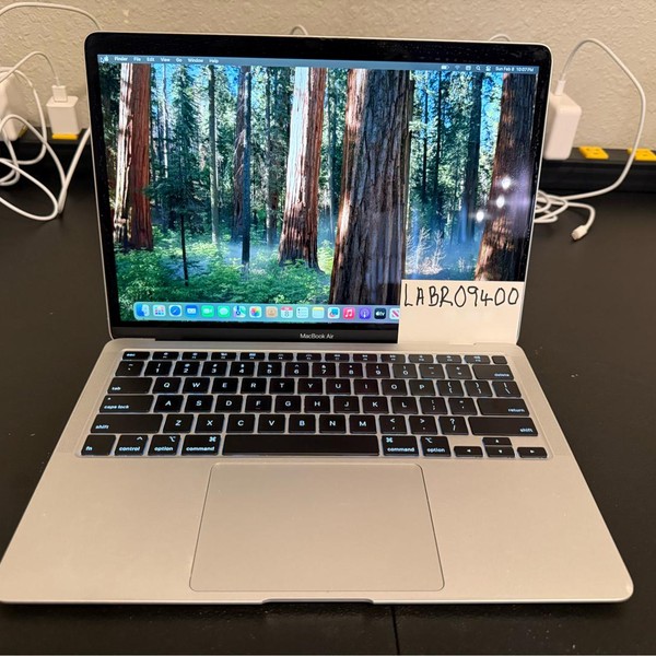 MacBook Air 2020 - 13 inch - 256 GB, Silver, 8 GB, Intel Core i3