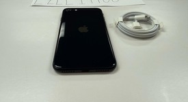 Mint
													Apple iPhone SE 3rd Gen 2022 - Unlocked, Midnight, 64 GB, A2595, photo 3 of 7