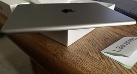 Mint
													Apple iPad 6th Gen - Wi-Fi, Gray, 128 GB, A1893, photo 3 of 15