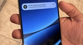 Good
													Google Pixel 10 Pro XL - Unlocked Non-US, Moonstone, 256 GB, G45RY, photo 5 of 12