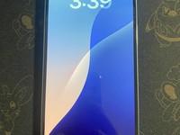 Apple iPhone 16