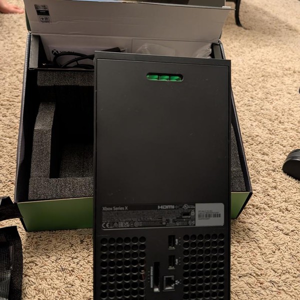 Xbox Series X (2020) - 1 TB, Black, standard