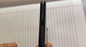 Good
													Apple iPhone 7 - Sprint, Black, 32 GB, A1660, photo 2 of 5