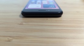 Fair
													Apple iPhone SE 3rd Gen 2022 - Unlocked, Midnight, 64 GB, A2595, photo 5 of 14