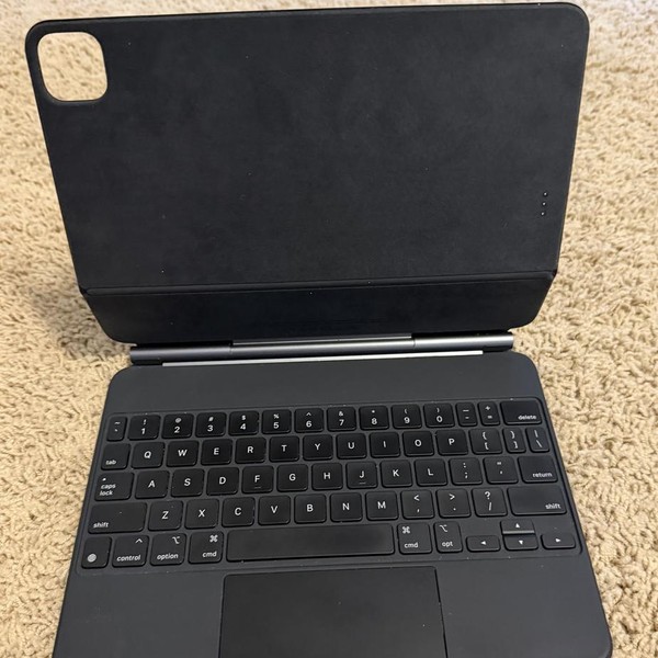 Apple Magic Keyboard for iPad - Black
