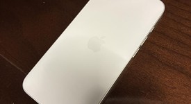 Mint
													Apple iPhone 16e - Unlocked, White, 128 GB, A3212, photo 3 of 7