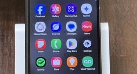 Good
													Samsung Galaxy Z Fold6 - Unlocked, Black, 512 GB, 12 GB, SM-F956U1, photo 3 of 9