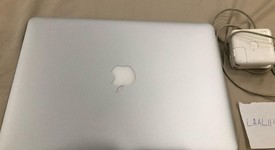 Good
													MacBook Air 2017 - 13" - I5, Silver, 256 GB, 8 GB, photo 3 of 5