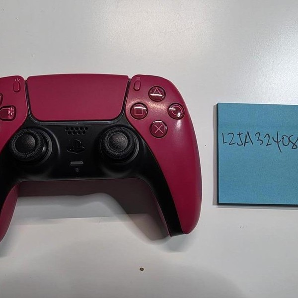DualSense Wireless Controller - Red
