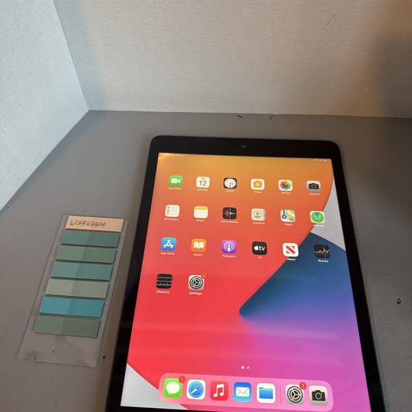 Apple iPad 7th Gen - Wi-Fi, 32 GB, Gray, A2197