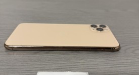 Mint
													Apple iPhone 11 Pro Max - Unlocked, Gold, 64 GB, A2161, photo 4 of 7