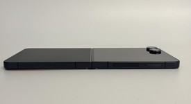 Good
													Samsung Galaxy Z Flip7 - Verizon, Jet Black, 256 GB, 12 GB, SM-F766U, photo 4 of 8