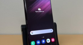 Good
													Samsung Galaxy S22 Ultra - Unlocked Non-US, Burgundy, 256 GB, 12 GB, SM-S908B/DS, photo 1 of 8