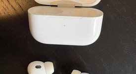 Used
													Apple AirPods Pro 2 - USB-C, photo 3 of 6