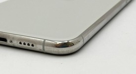 Fair
													Apple iPhone 11 Pro Max - Unlocked, Silver, 64 GB, A2161, photo 5 of 7