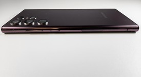Fair
													Samsung Galaxy S22 Ultra - Unlocked, Burgundy, 128 GB, 8 GB, SM-S908U1, photo 3 of 8