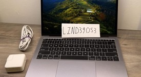 Good
													MacBook Air 2019 - 13" - I5, Gray, 256 GB, 16 GB, photo 4 of 14