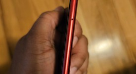 Good
													Apple iPhone SE 3rd Gen 2022 - T-Mobile, Red, 64 GB, A2595, photo 3 of 10