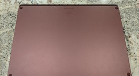 Good
													Microsoft Surface Laptop 2 - I5, Burgundy, 256 GB, 8 GB, photo 5 of 10