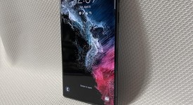 Good
													Samsung Galaxy S22 Ultra - Unlocked, Black, 256 GB, 12 GB, SM-S908U1, photo 2 of 7