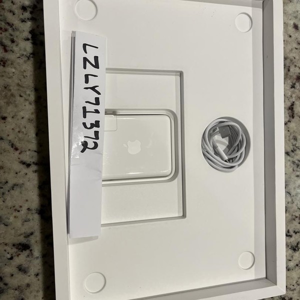 MacBook Pro Late 2023 (M3) - 16 inch - Apple M3 Max 16-core, Silver, 1 TB, 64 GB, 40-core GPU